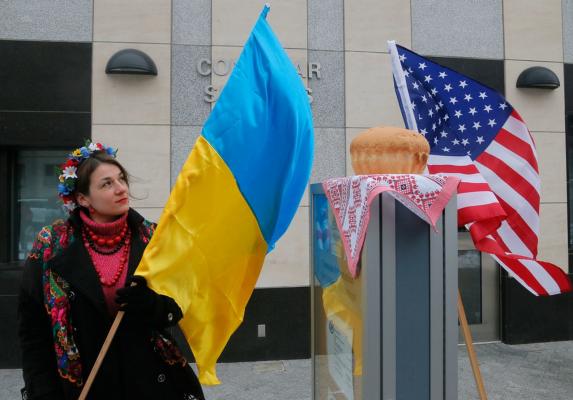 Вашингтон вновь готовит из Украины камикадзе