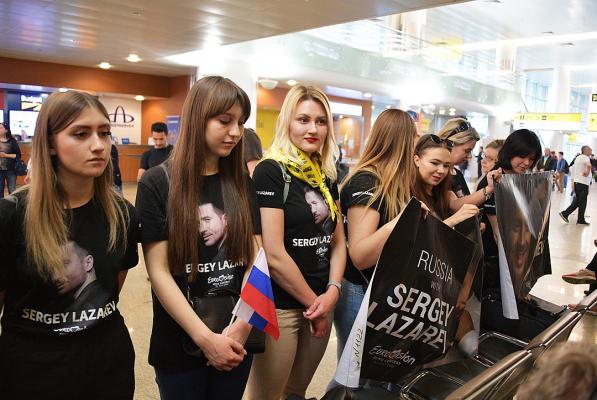 Сергея Лазарева, вернувшегося с «Евровидения 2019», в России встретили овациями