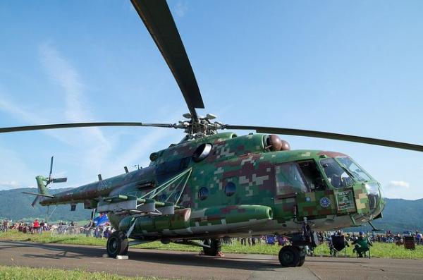 На севере Индии разбился транспортный вертолет