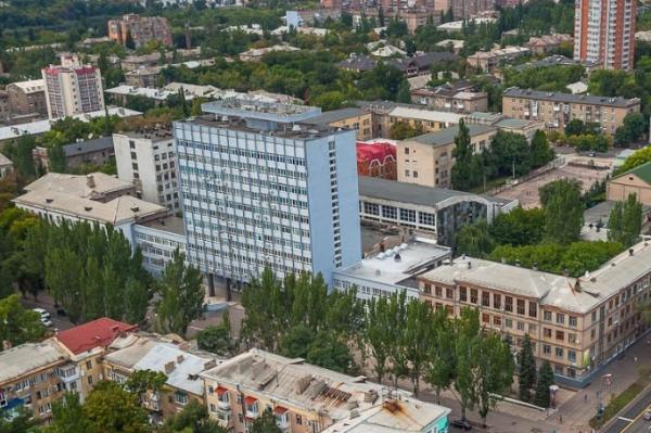 Крупнейший университет ДНР сможет выдавать дипломы российского образца