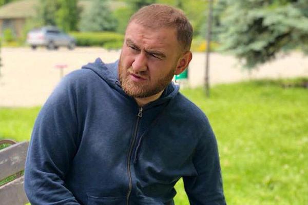 Арашуков потерял сон в СИЗО из-за соседа-террориста