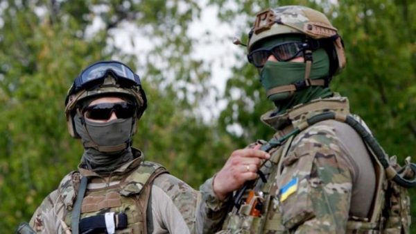Киев перебрасывает ДРГ на границу с Крымом