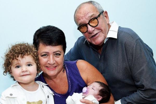 «Снова пополнение»: У 79-летнего Виторгана родилась третья дочь