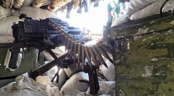 Киевские боевики обстреляли позиции защитников ЛНР