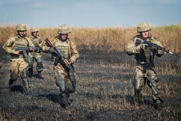 Каратели пытались прорвать оборону ДНР: один защитник Донбасса погиб в ходе боя с украинскими силовиками