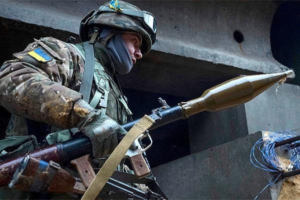 В результате обстрела карателями ВСУ ранен военнослужащий НМ ДНР
