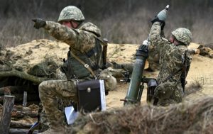 Украинские боевики три раза обстреляли территорию ЛНР
