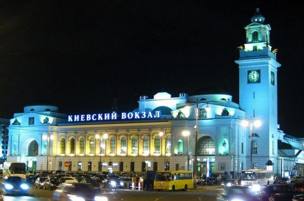 Экстренные службы проверяют данные об угрозе взрыва на Киевском вокзале