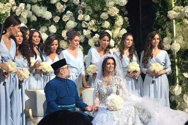 Король Малайзии женился на «Мисс Москва 2015»