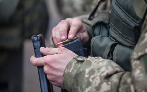 На Донбассе украинский боевик покончил жизнь самоубийством
