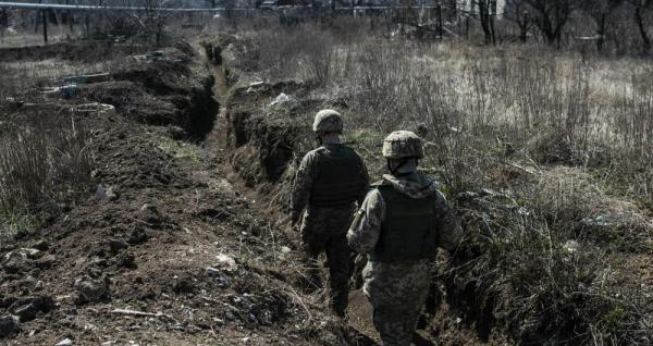 Киевские боевики укрепляются у Станицы Луганской