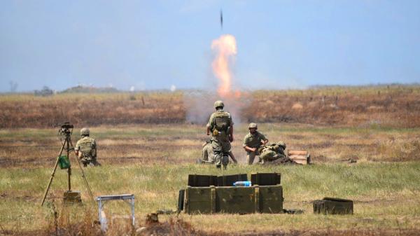 Украинские каратели с ночи начали массированные обстрелы ДНР: ВСУ применили артиллерию