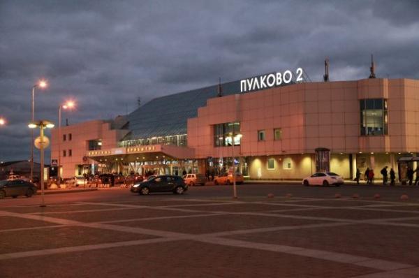 Самолет вернулся в аэропорт «Пулково» из-за плохого самочувствия пассажира