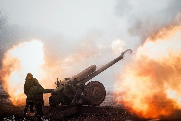 Три населенных пункта ДНР подверглись обстрелам со стороны карателей. Сводка: 28 февраля