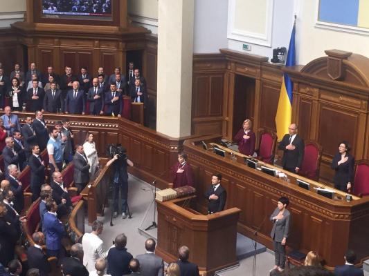 Зеленский назвал условия для диалога по Донбассу