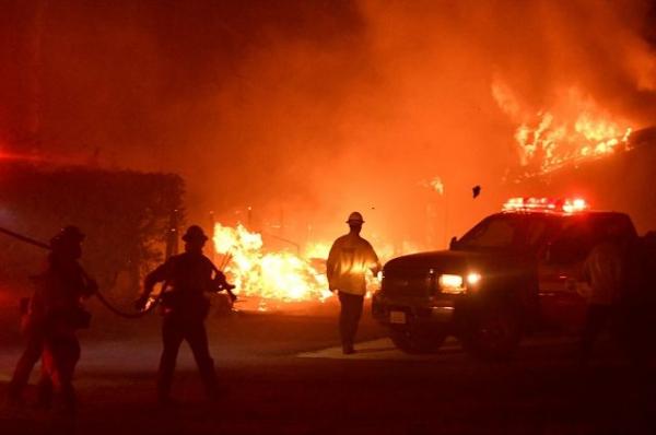 Количество жертв лесного пожара в Калифорнии выросло до девяти