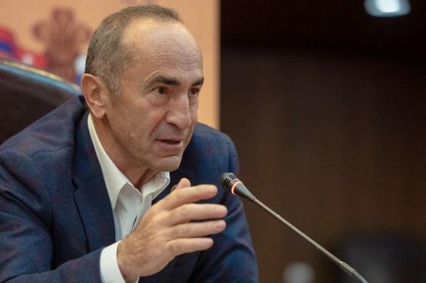 Суд Армении арестовал бывшего президента Роберта Кочаряна
