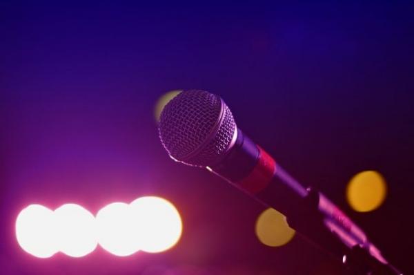 Пятый канал: два участника шоу Stand Up погибли в ДТП на Кубани