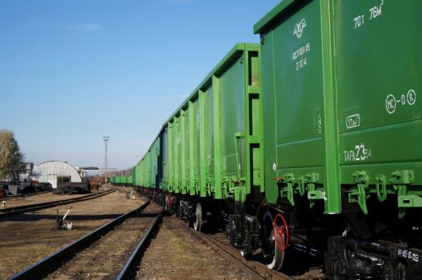 В Киеве собрались возобновить железнодорожное сообщение с Донбассом