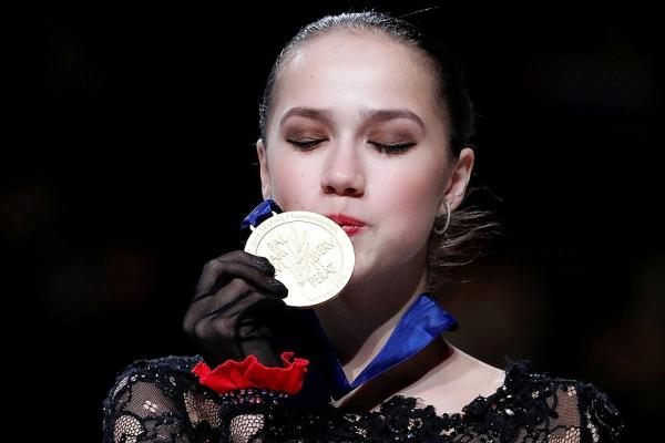 Хэппиэнд сезона: Медведева с медалью, Загитова - чемпионка