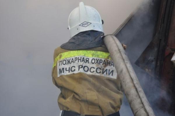 Пожар вспыхнул в здании на Родионовской улице в Москве