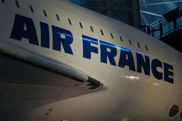 «Компьютерная ошибка». Почему самолет Air France не пустили в небо России?