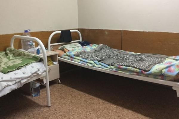 Найденную в московской квартире девочку без соцнавыков выписали из больницы