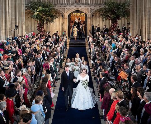 Королевская свадьба осени: внучка Елизаветы II вышла замуж в кокошнике в русском стиле
