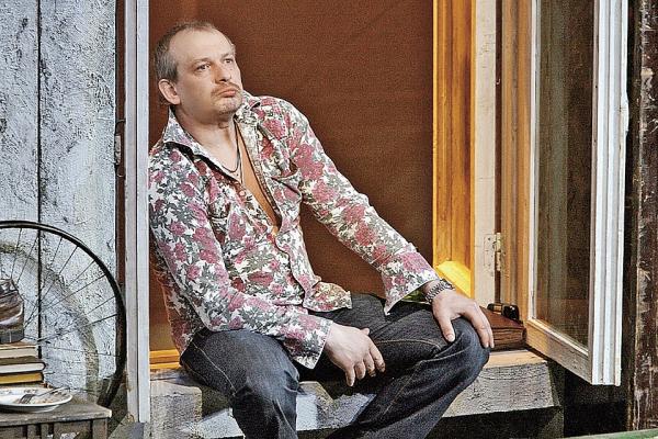 Свидетель последних часов жизни актера: Дмитрий Марьянов хрипел от боли, но никто не спешил вызывать «Скорую»