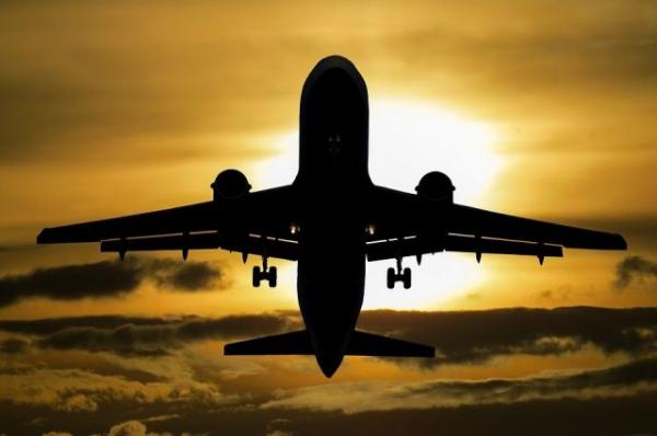 Boeing-777 совершил экстренную посадку в Иркутске из-за задымления