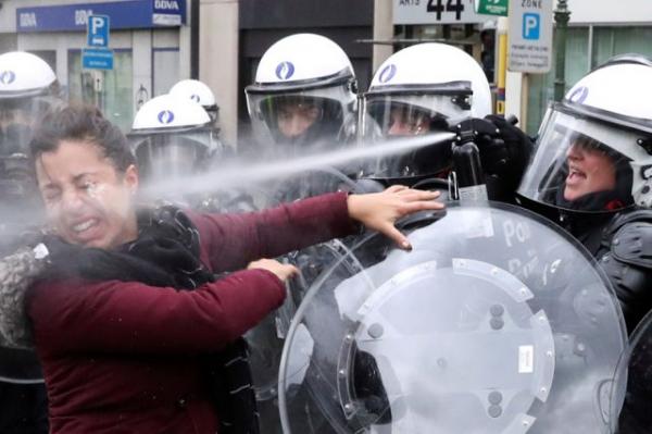 Более 200 человек задержаны во Франции на акциях протеста