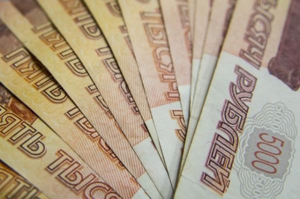 СМИ: москвич купил у мошенников две пачки сока за миллион рублей