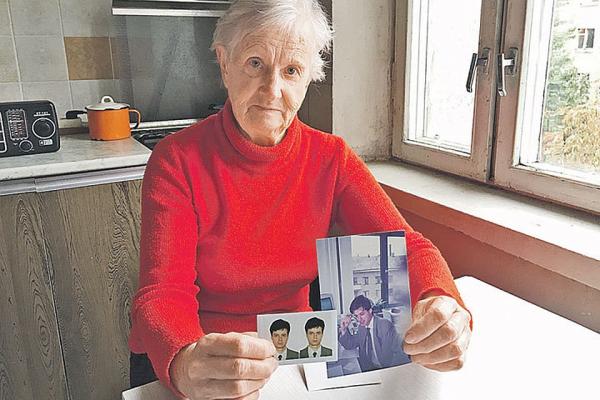 «Продам квартиру с мамой в придачу»: бывший банкир выставил на торги двушку в центре Москвы с «нагрузкой» - 82-летней пенсионеркой
