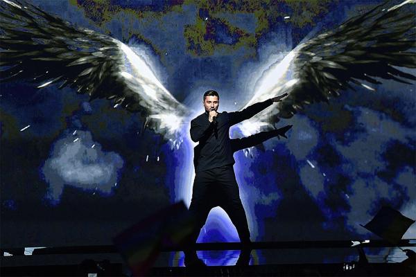 Теперь официально: на «Евровидение» во второй раз поедет Сергей Лазарев