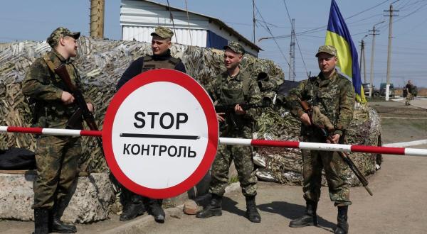 Киев ужесточил режим пропуска через КПП «Марьинка» в Донбассе