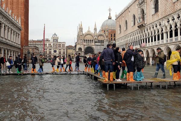 Прогнозы ученых: потопы как в Туапсе и Венеции станут нормой