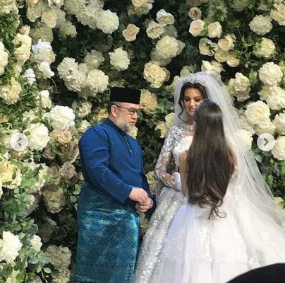 Король Малайзии женился на «Мисс Москва 2015»