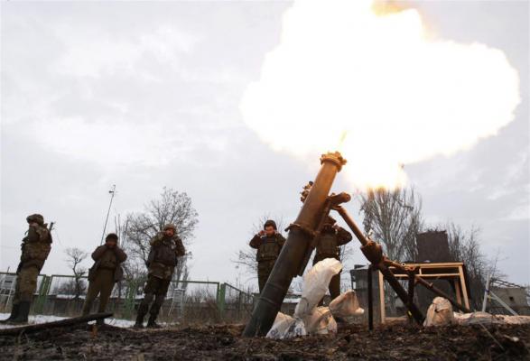 Боевики ВСУ в очередной раз подвергли ЛНР обстрелу из тяжёлой артиллерии