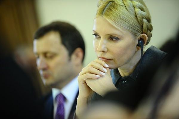 Тимошенко высказалась по поводу реакции Порошенко на телемост с Россией