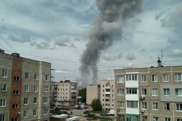 Власти рассказали о последствиях взрывов на заводе в Дзержинске