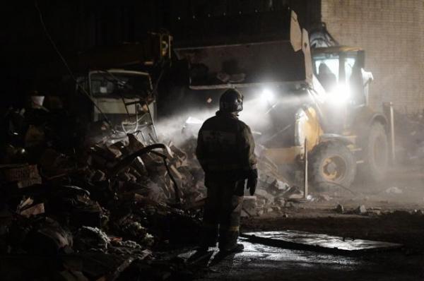 На месте взрыва на заводе в Гатчине разобрано более 80% завалов